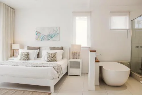 2 bedrooms charming apartment, West Island Resort