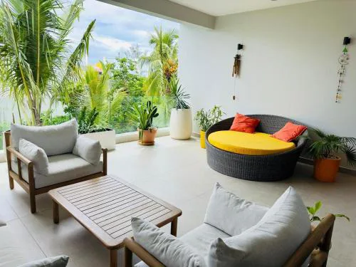 Spacieux appartement neuf 3 chambres en suite à 1 min de la plage
