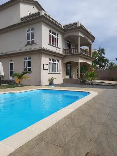 Villa Jehan Tourist Residence