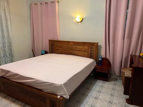 Maison Blanche Self Catering Apartment 1