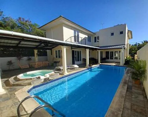 Villa Laurier - Magnifique Villa avec piscine privée à 550 m de la plage
