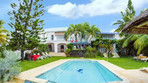 Spacious villa with sea view in Trou D'Eau Douce