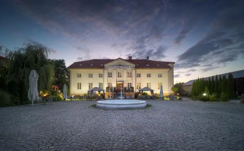 Orient Palace