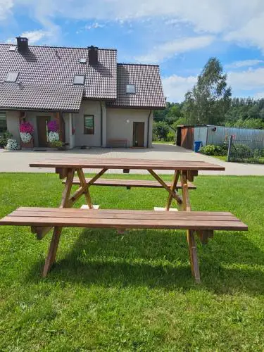 Apartament pod laskiem