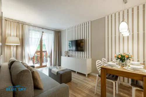 Apartamenty BlueSky - balkon, spokojna , zielona okolica, idealne dla rodzin, blisko centrum Karpacza, PKP i sklepów