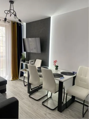Nowoczesny Apartament Nad Łomnicą
