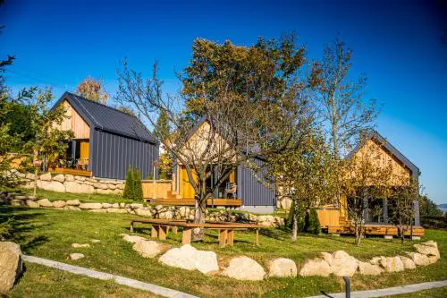 Domandi mountain holiday lodges