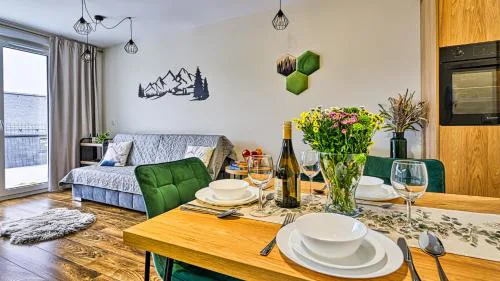 Apartament Przystań Wędrowca Resort C6 z pięknym widokiem i ogródkiem - 5D Apartments