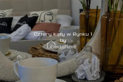 Cztery Kąty w Rynku by LibertaRent