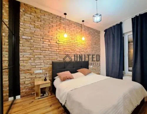 Apartment with terrace, next to the train station and OLD town