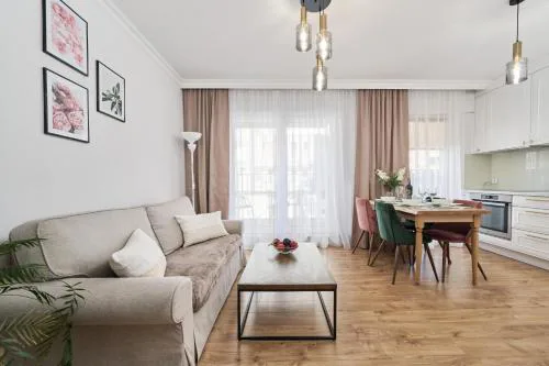 Apartments Dmowskiego Kępa Mieszczańska by Noclegi Renters