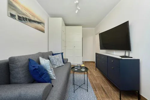 Beautiful & Bright Studio Krynicka for 3 Guests by Noclegi Renters