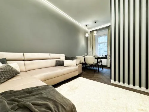 Central, Modern & CHIC Wroclaw Gem, Near Park! 10min to Old Town, Trumski