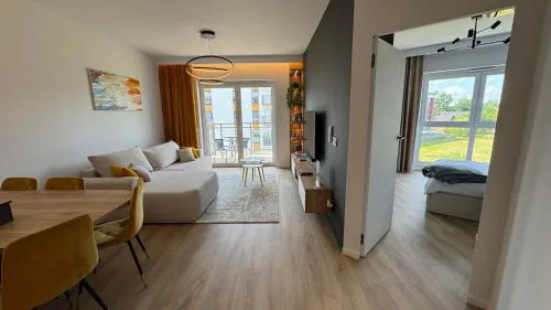 Central Park Apartment - Luxury, Cozy, Garage