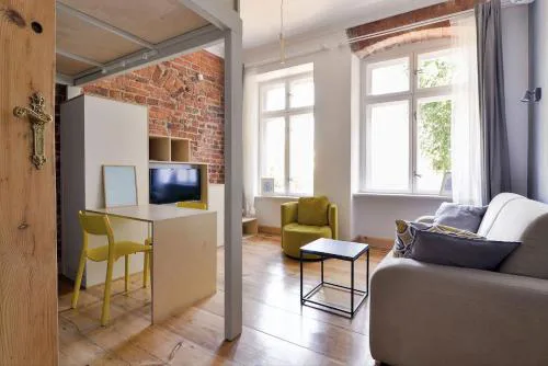 Comfort & Modern Apartment Studio by Market Square with AC AS HOME S4