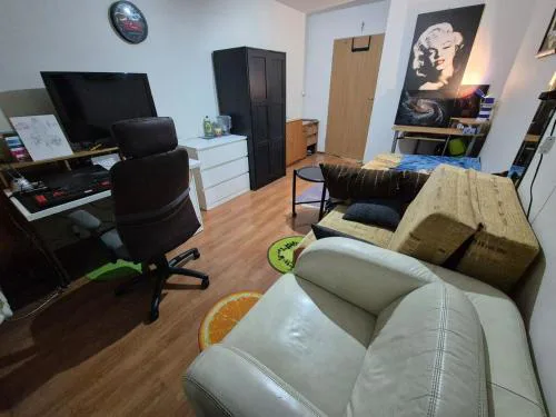 Cosy Spacious Room - Wrocław