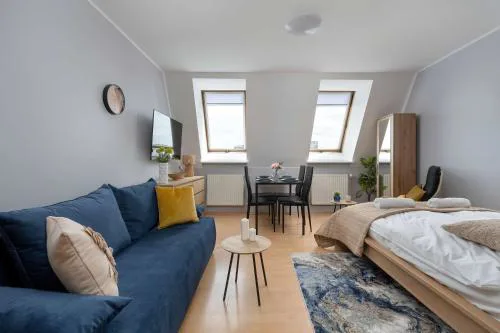 Functional Studio close to the Old Town by Noclegi Renters
