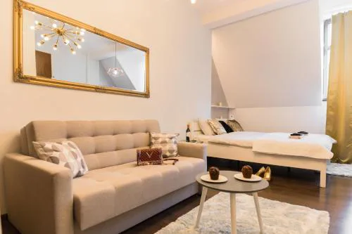 GoldenEye Apartment Center