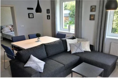 Modern apartment near the park, ZOO, 2BD Kitchen Balcony Parking
