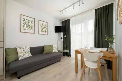 Modern Studio with Parking Kępa Mieszczańska by Noclegi Renters