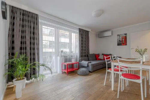 oompH Wroclaw Old Town Apartment