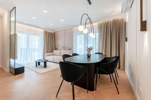 Renoma Old Town Residence