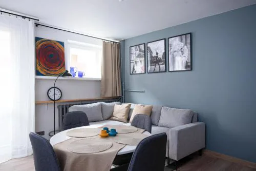 Rynek Wrocław Comfort Apartment by BookingHost