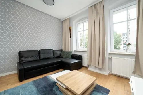 Stylish One Bedroom Apartment Perfectly Located by Noclegi Renters