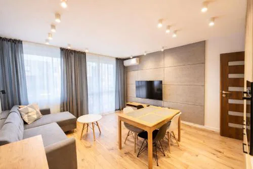 Tesorio Apartment Wrocław - AC, Balcony, Free Parking
