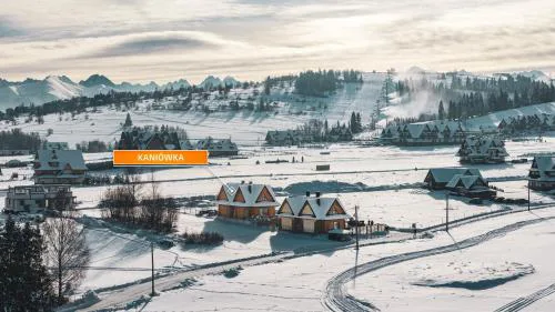 Kaniówka, Sun & Snow