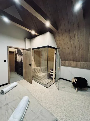 Osada Kaniówka - domki pod stokiem z sauna