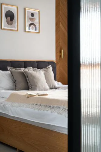 Apartament TARASOWA POLANA z oddzielną sypialnią i dużym balkonem - IZBY PODHALAŃSKIE