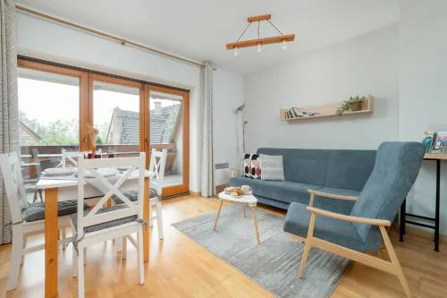 Beautiful Apartment with Mountain View by Noclegi Renters