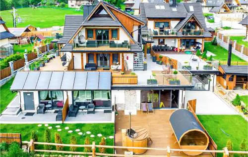 Stunning Apartment In Koscielisko With Sauna