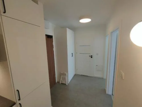 2-Bedroom Apartment with 2 Free Parking Spots - TAURON ARENA