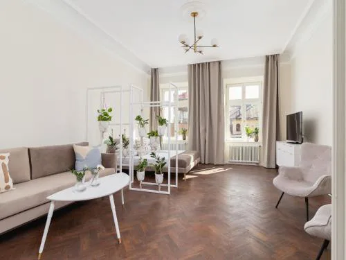 3 bedroom apartment - Rejtana 10
