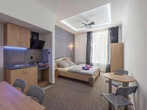 70s Guest room