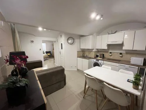 A&J Apartments