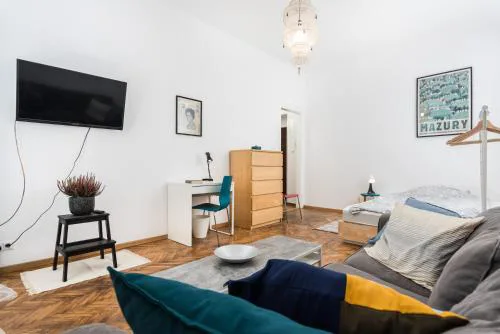 Apartments in The Jewish Quarter - LOW STANDARD - 10' Main Square - by Upstairs