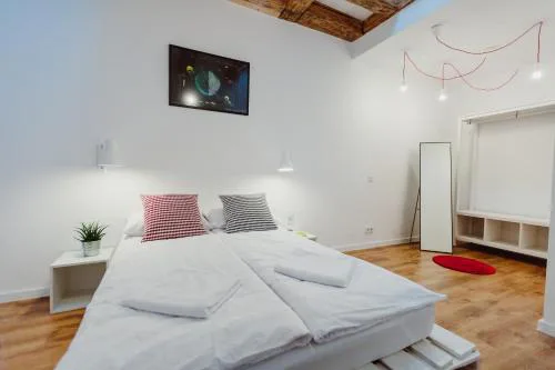 City Center Apartment by CityBeat