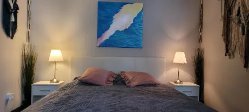 Cozy Apartment 4A