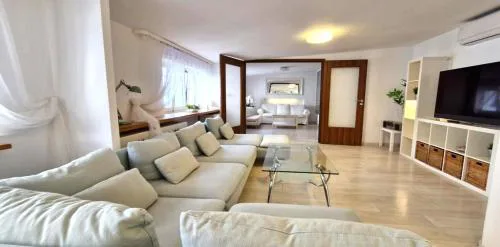 IMPERIaL 110 m2, 4 rooms, Old Town, 300m Wawel, free parking