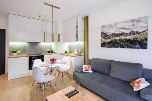 In Gold Apartment