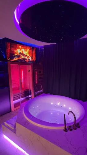Jacuzzi Glass-House Rakowicka 20 Central Station