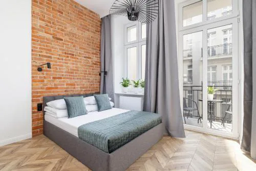Bright Scandi by square - Balcony - Old Town