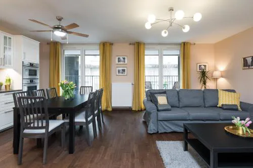 Krakow Central Apartment Free Parking