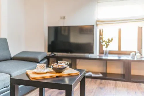 Kraków Central Apt - Top Location, AC - by Rentujemy