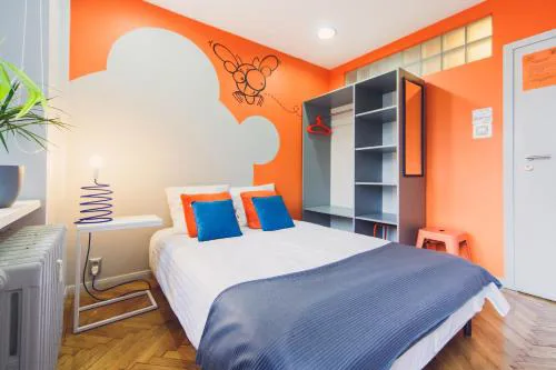 LazeMaze Hostel
