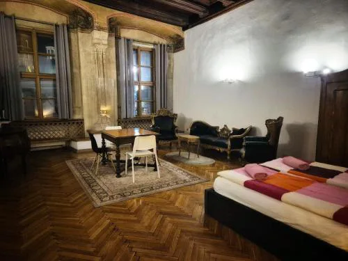 Main Square 18 King Apartament