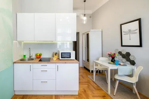 Mint&Jade studio A
